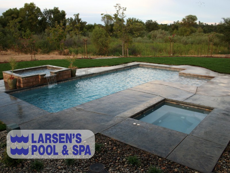 Why Fall Is the Perfect Time to Build a Pool